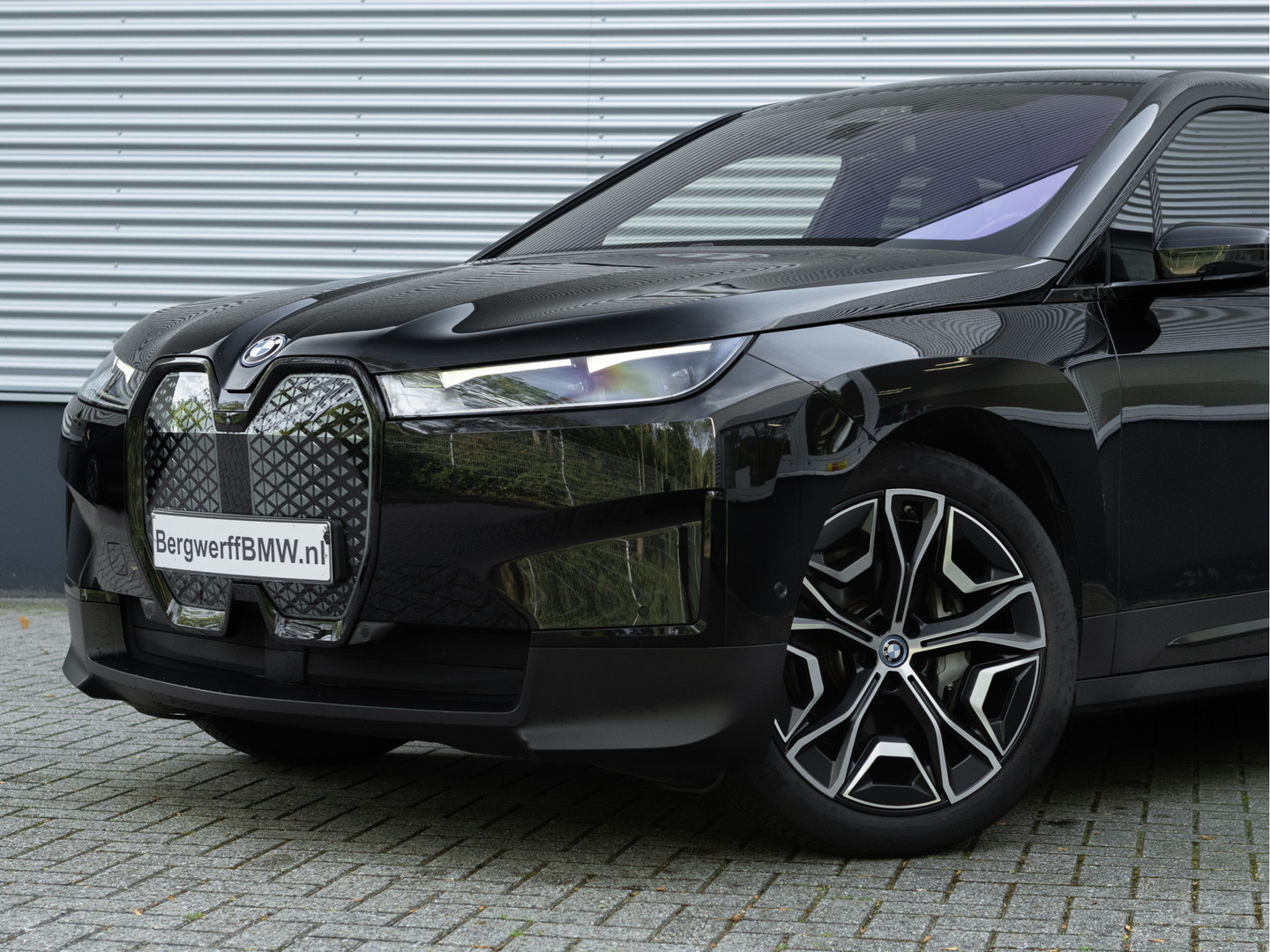 BMW BMW