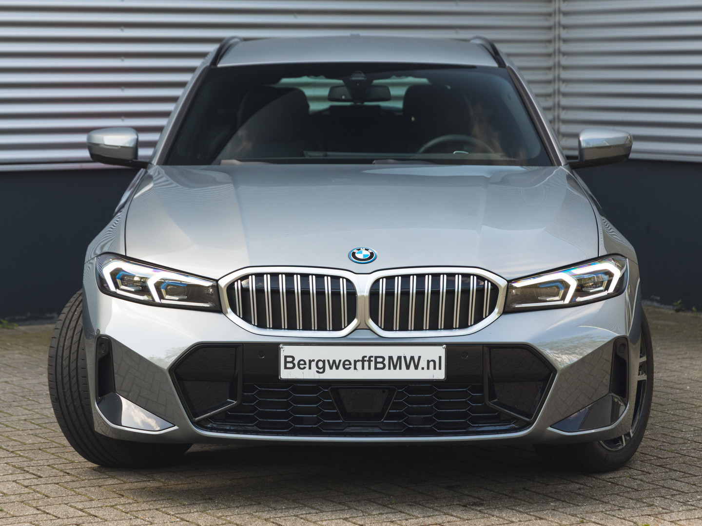 BMW BMW