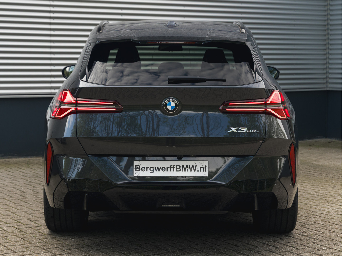BMW BMW