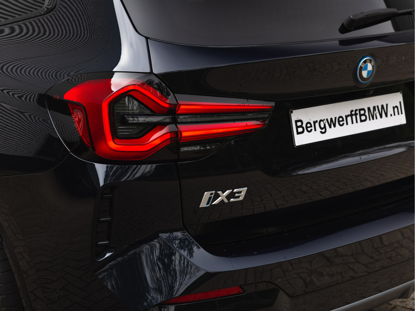 BMW BMW