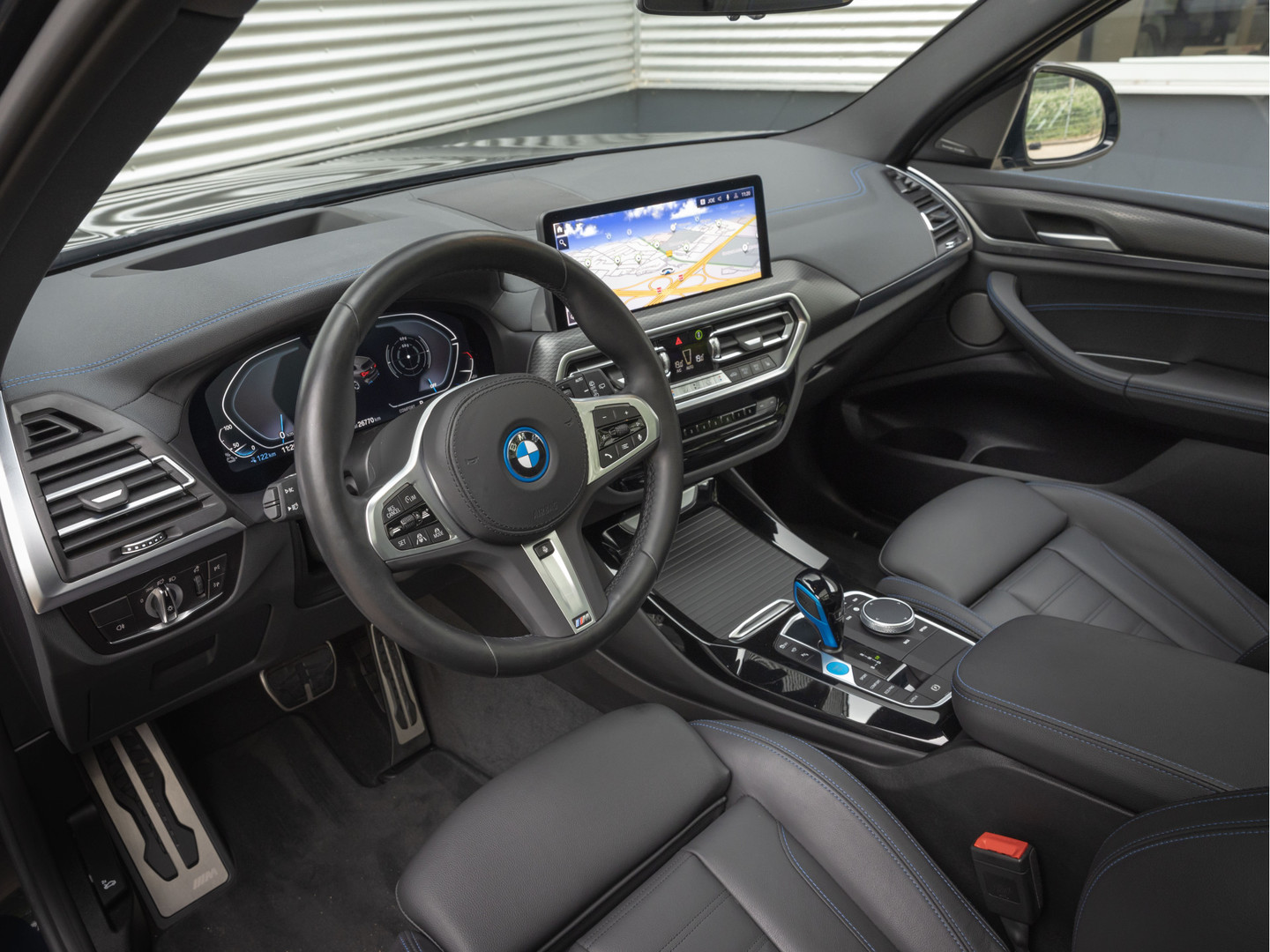 BMW BMW