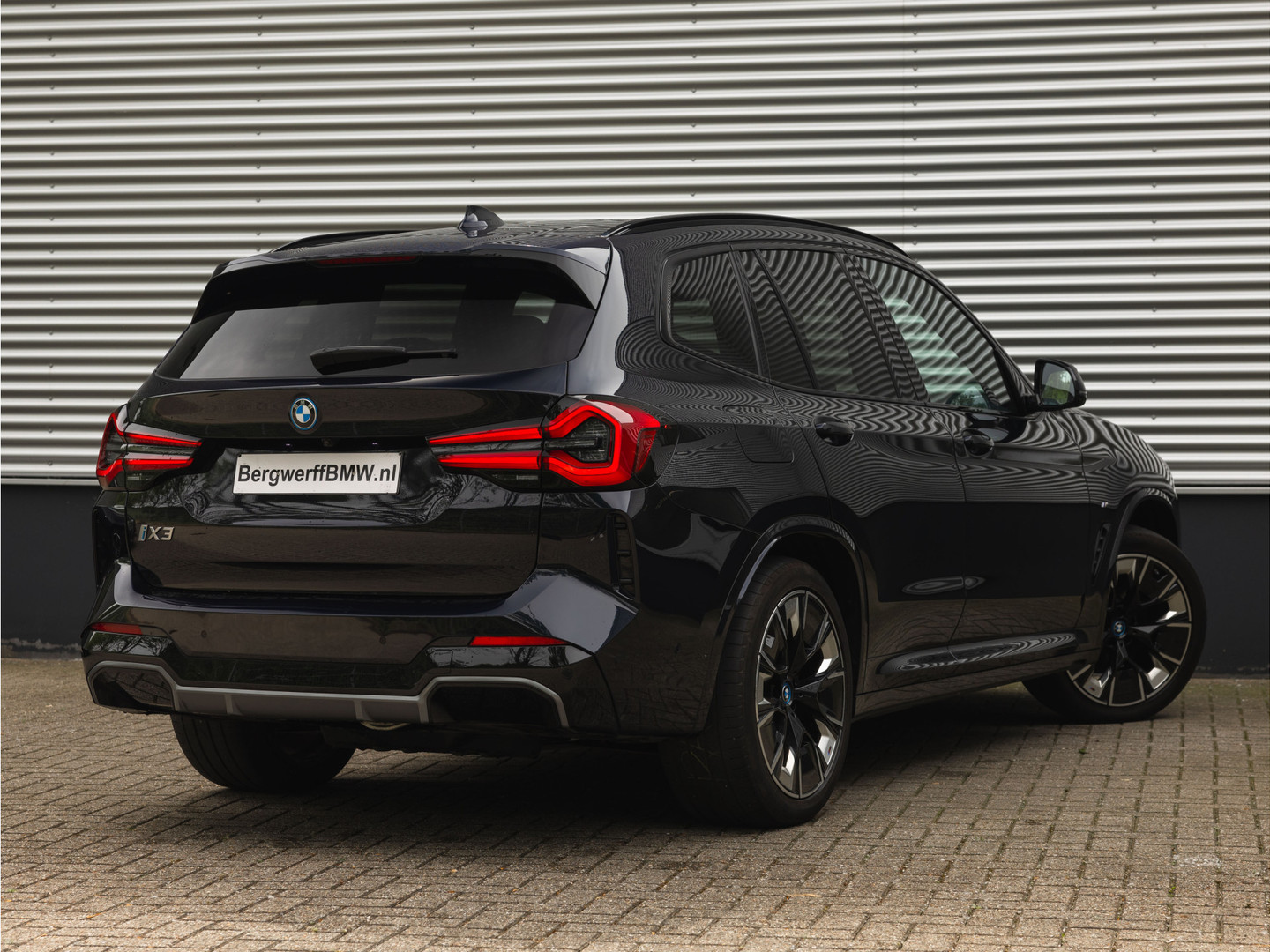 BMW BMW