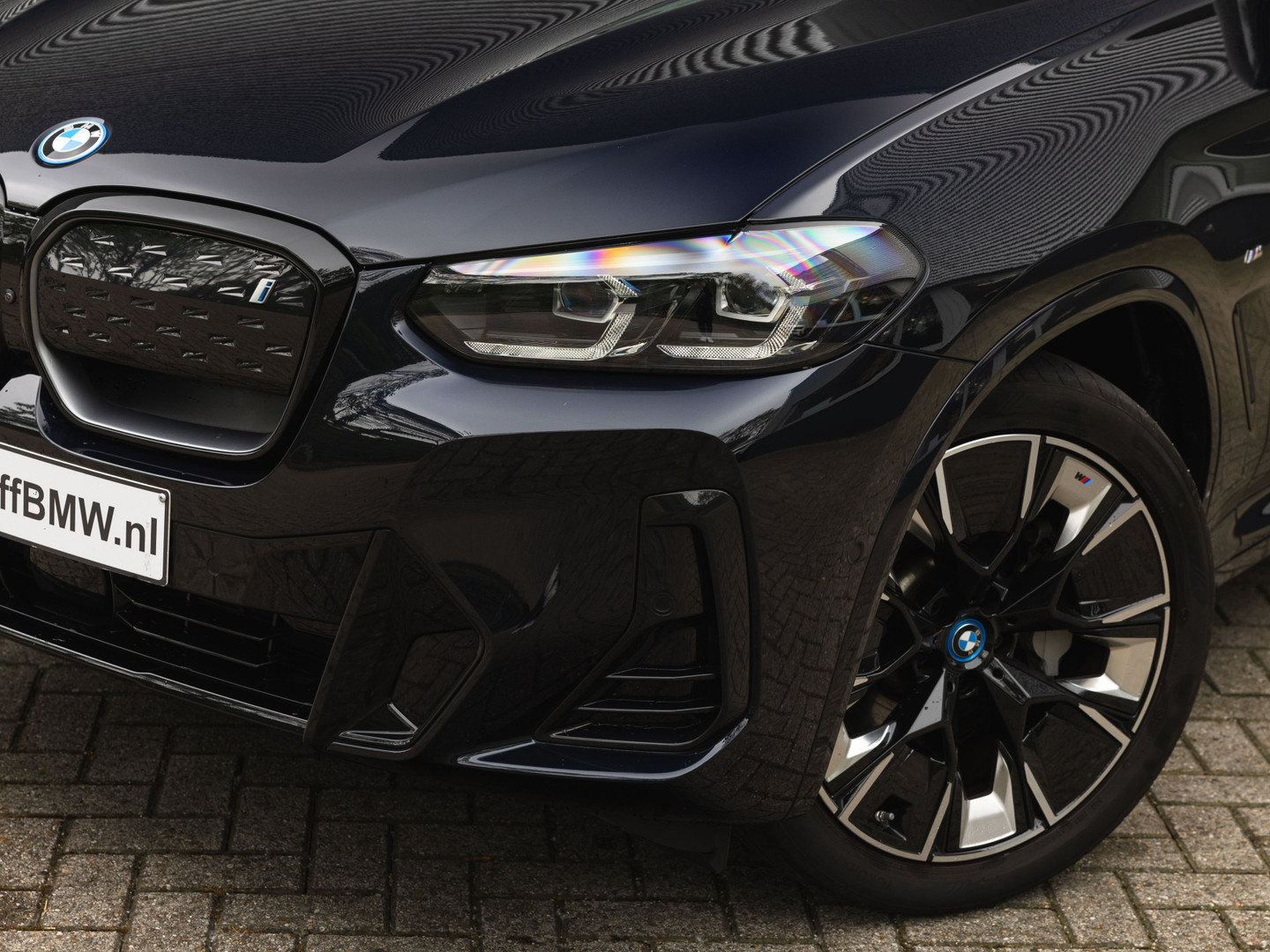 BMW BMW