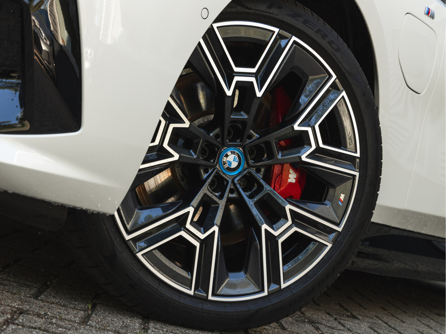 BMW BMW