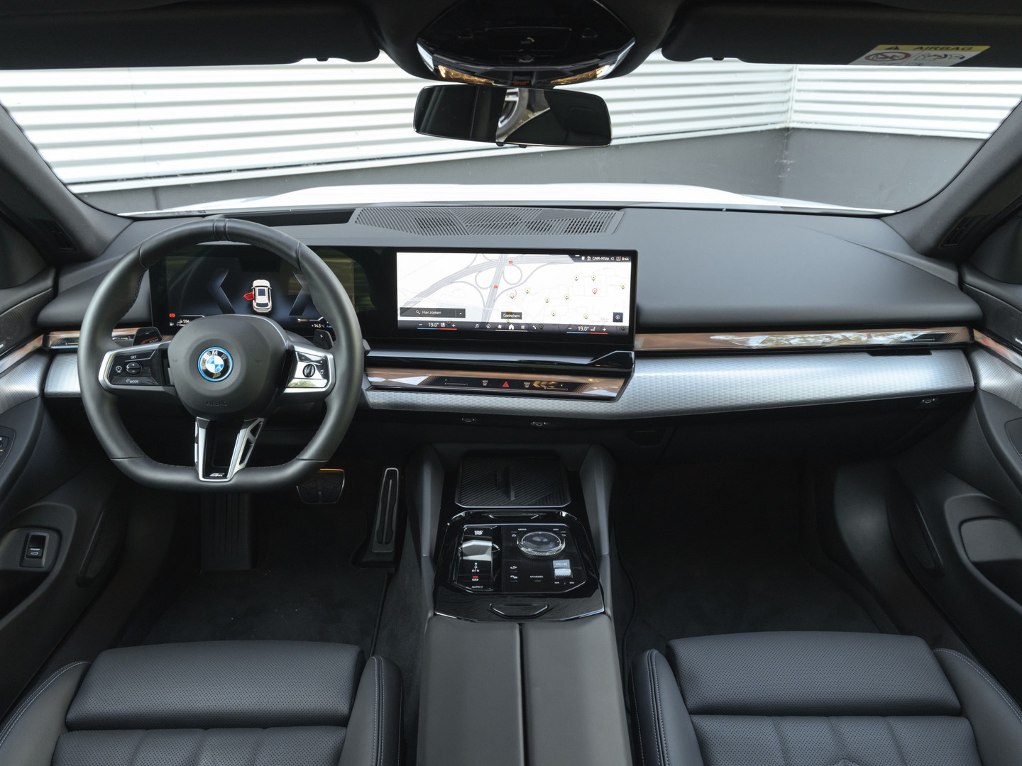 BMW BMW