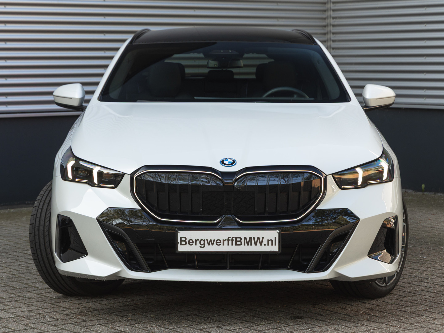 BMW BMW