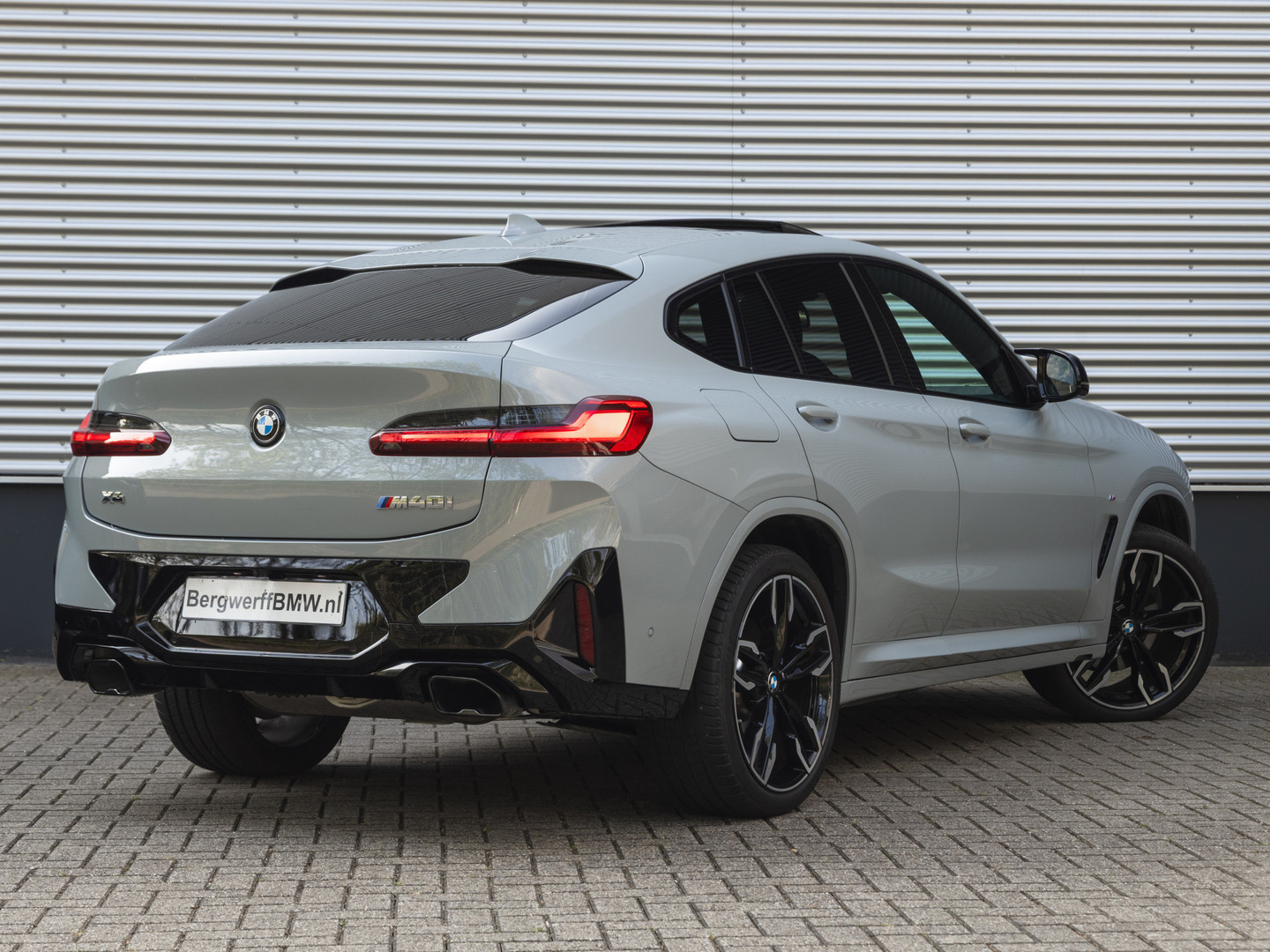 BMW