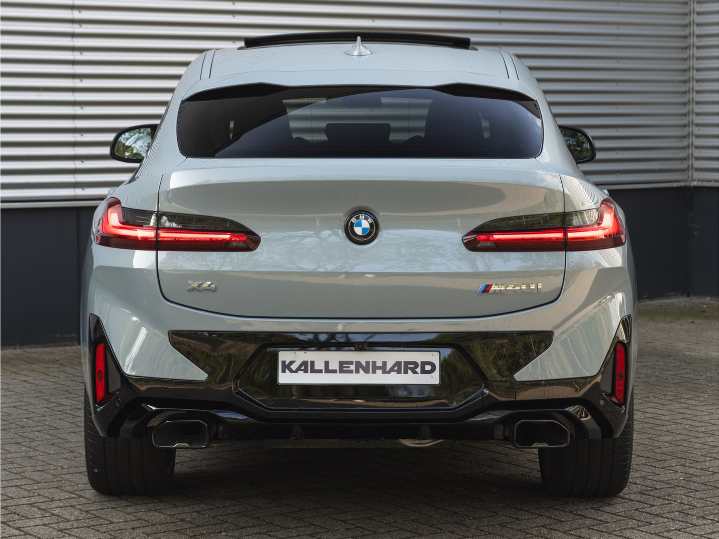 BMW BMW
