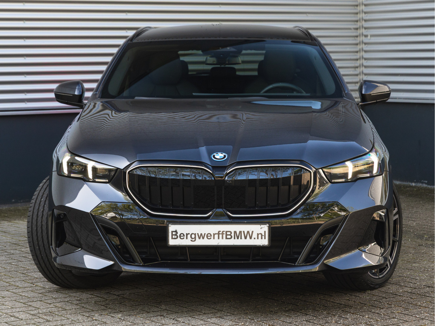BMW BMW