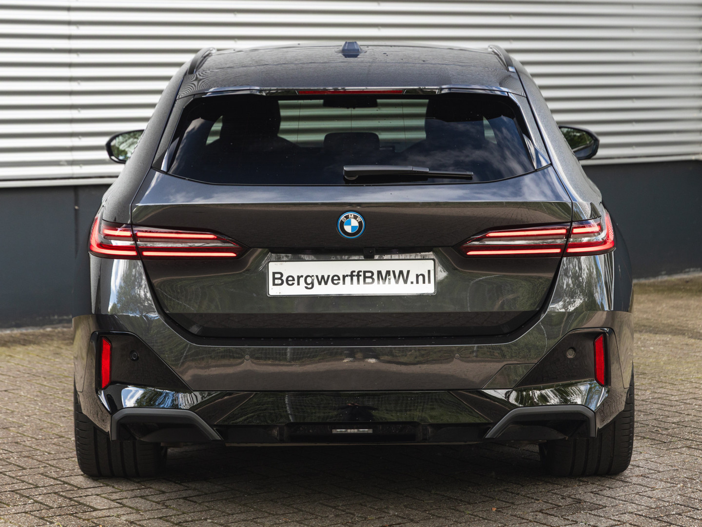 BMW BMW