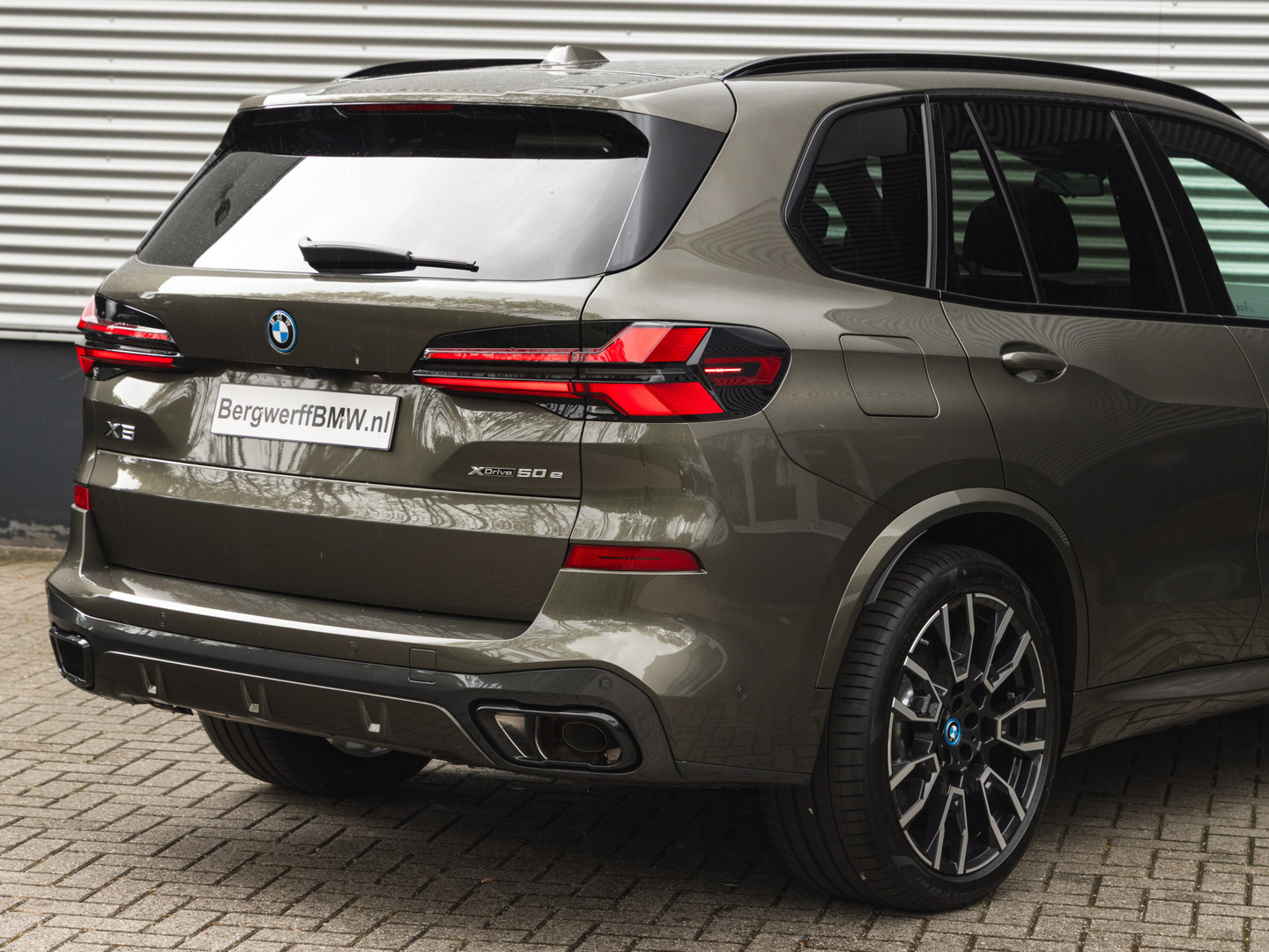 BMW BMW