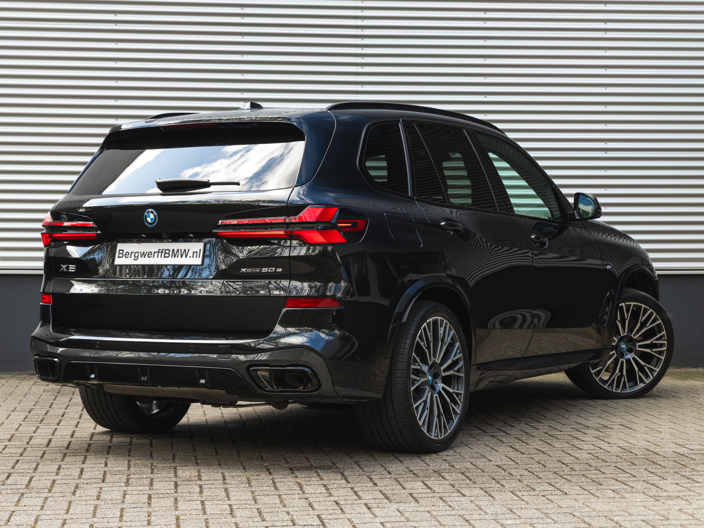 BMW BMW