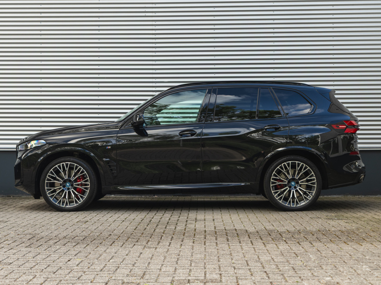 BMW BMW