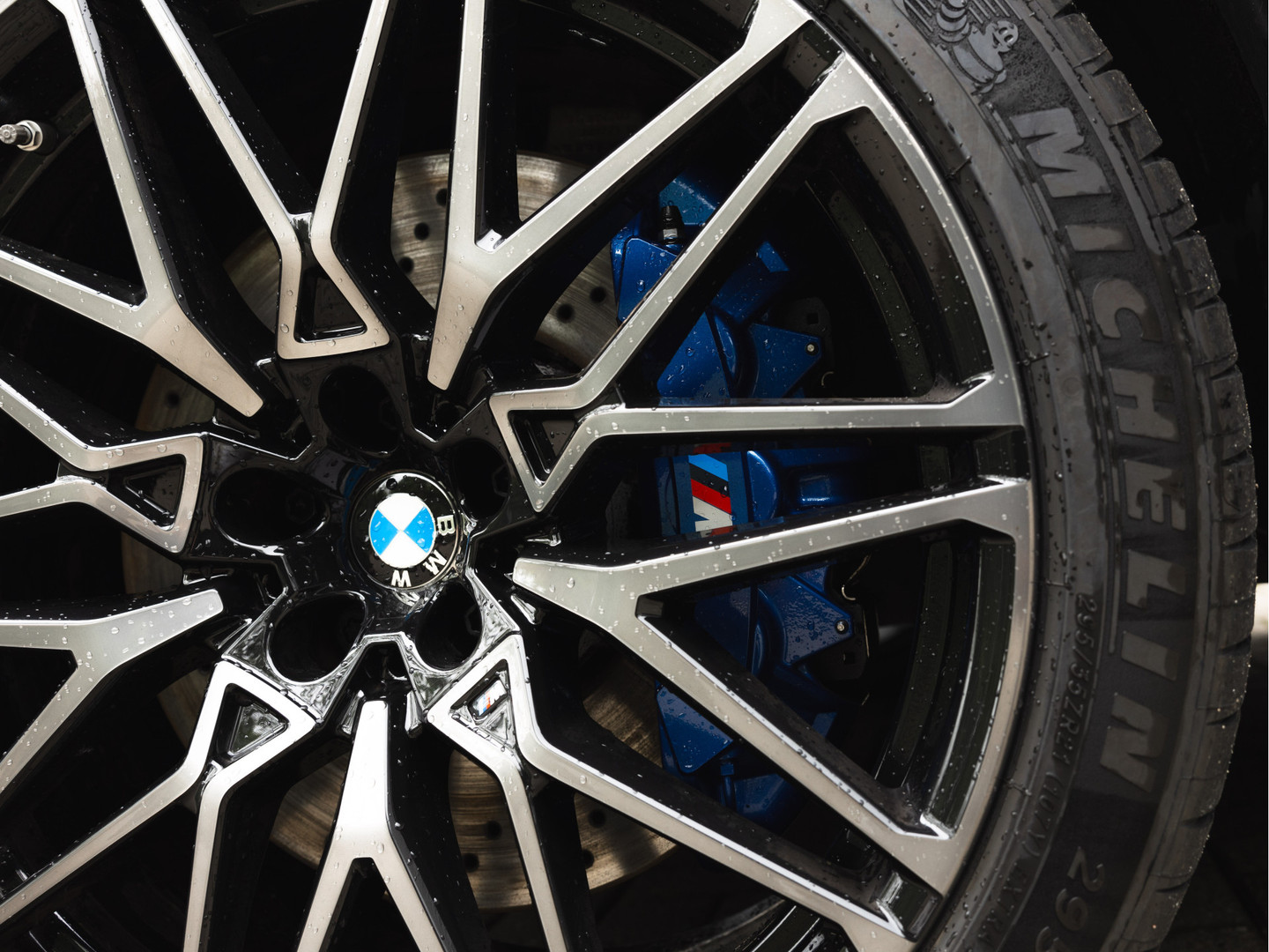 BMW BMW