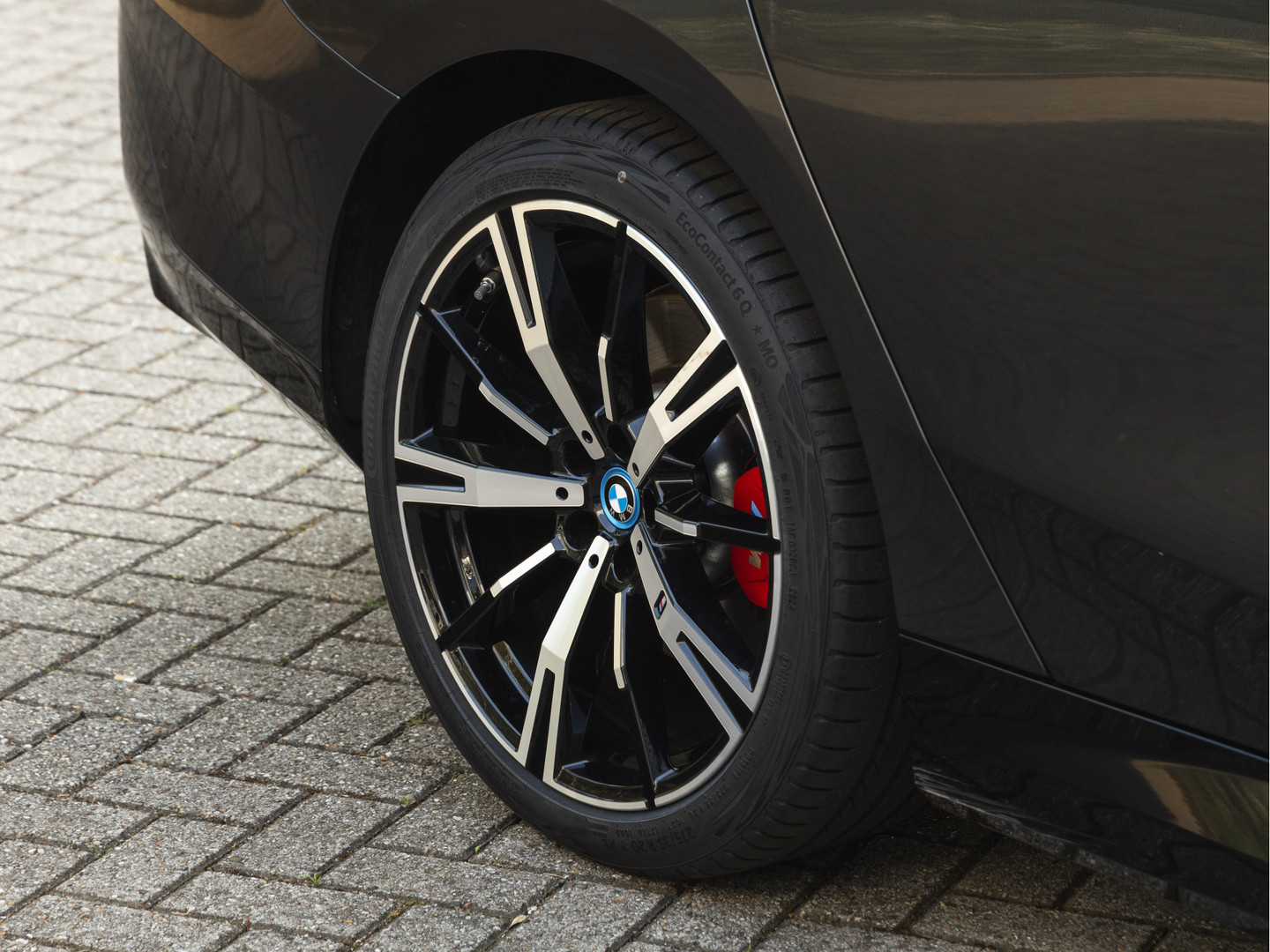 BMW BMW