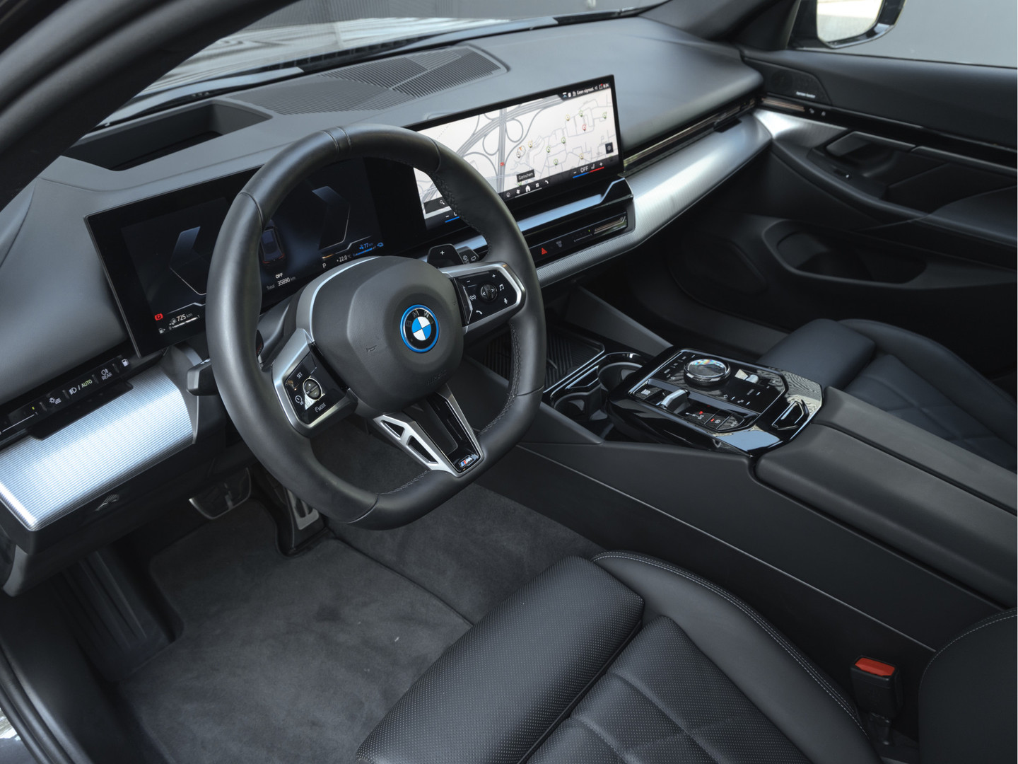 BMW BMW