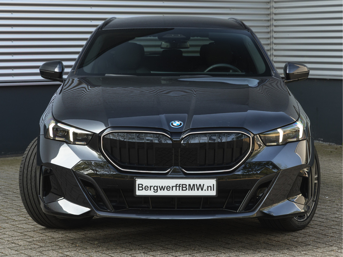 BMW BMW