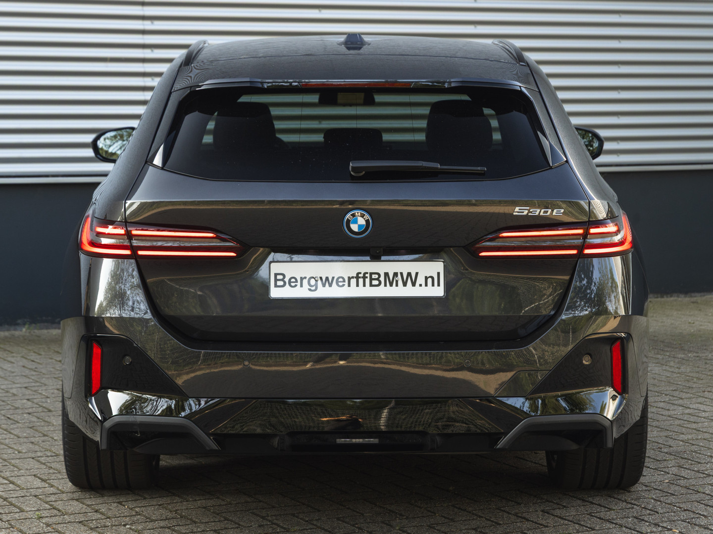 BMW BMW