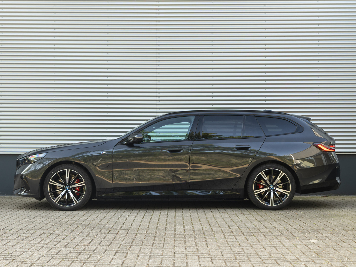 BMW BMW