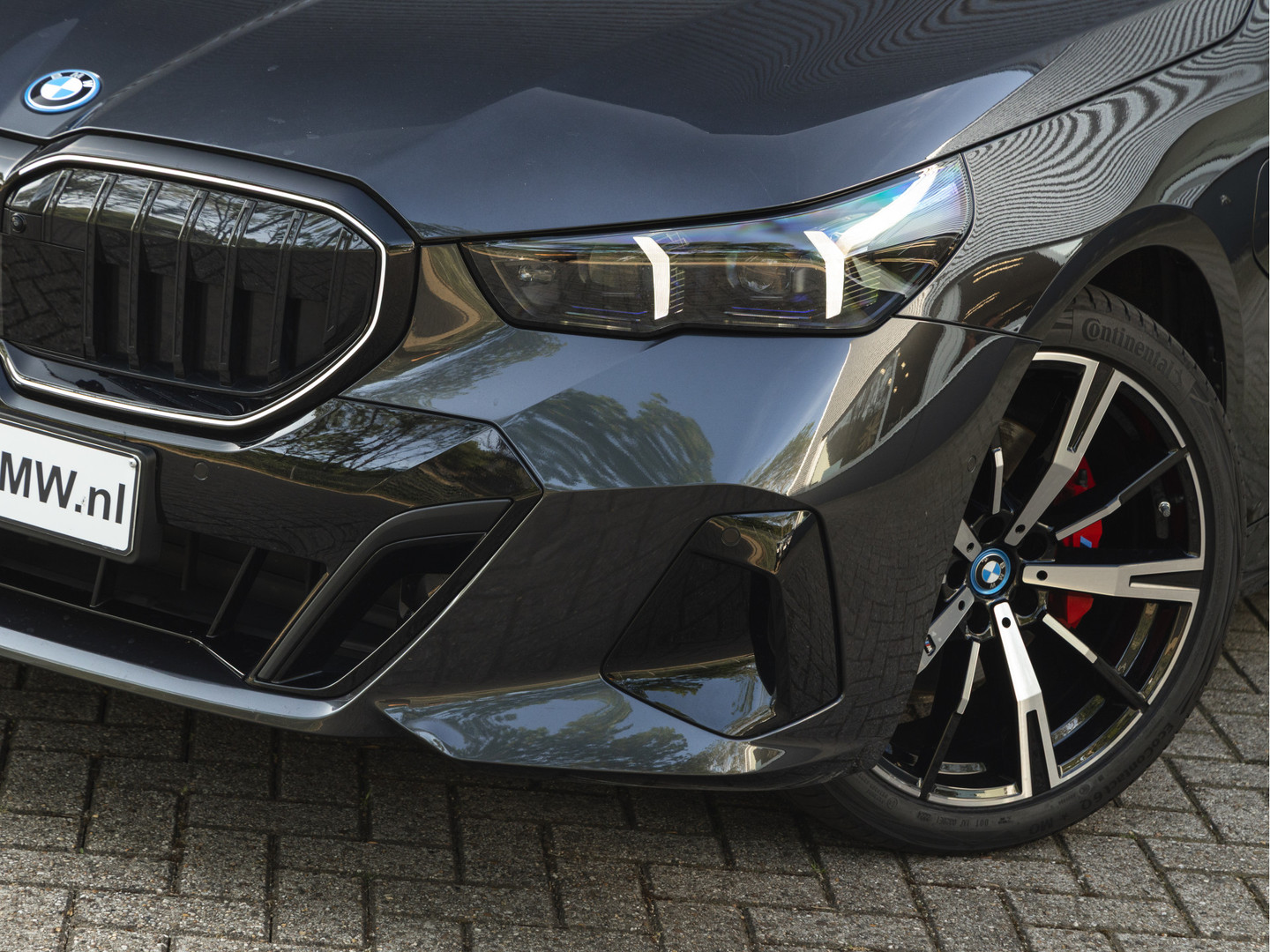 BMW BMW