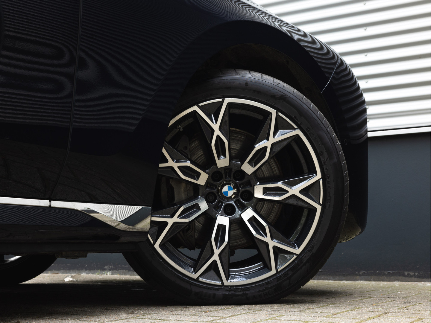 BMW BMW