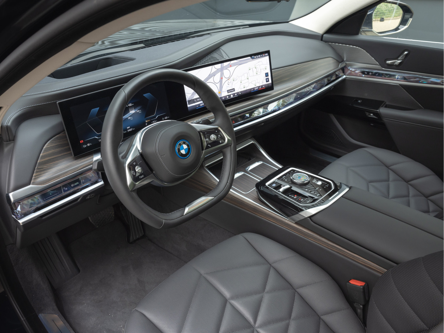 BMW BMW