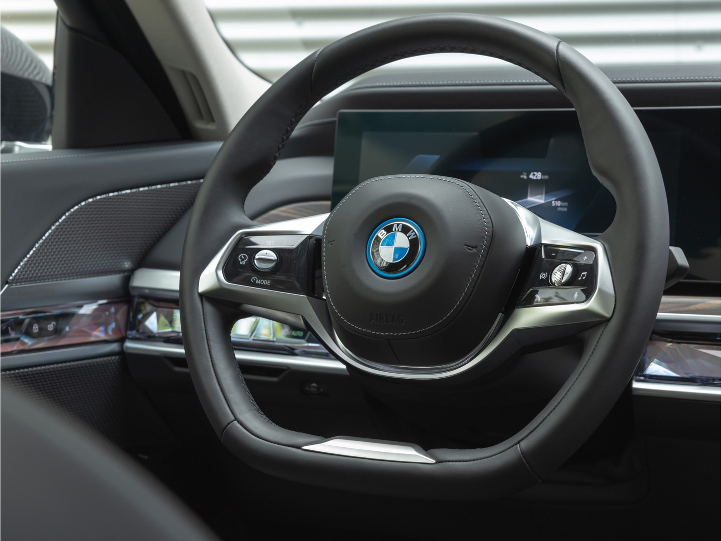BMW BMW