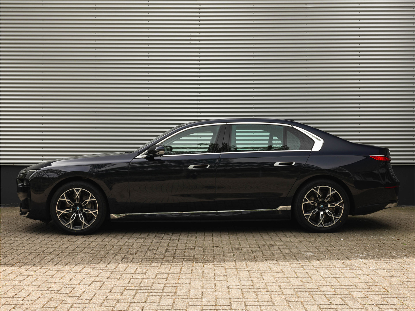 BMW BMW