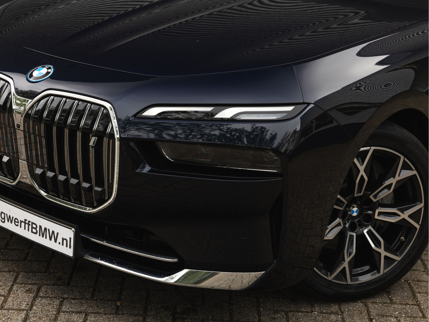 BMW BMW