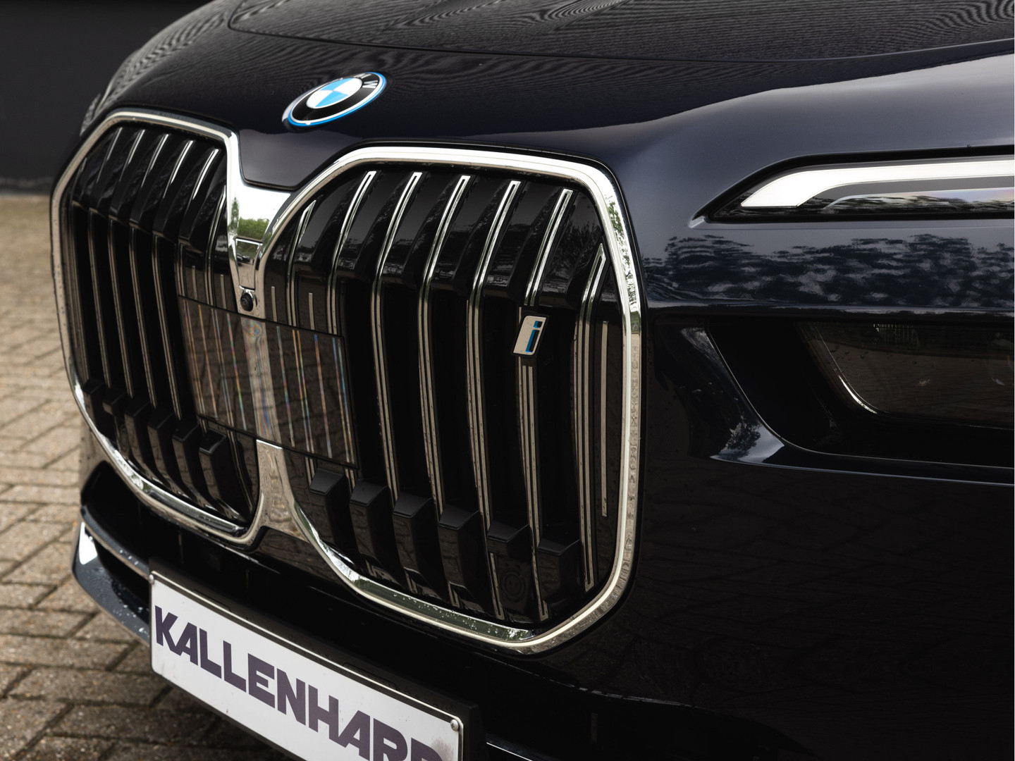 BMW BMW
