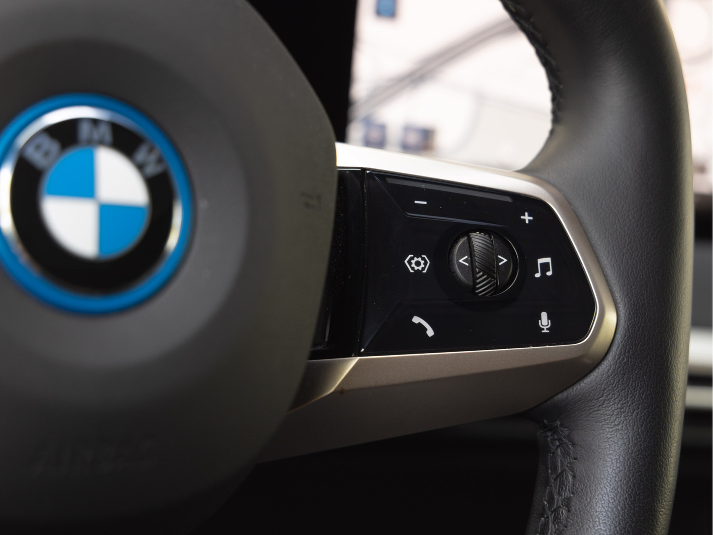 BMW BMW