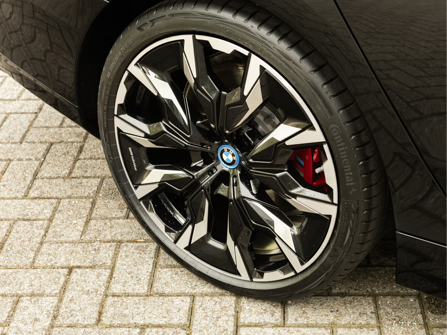 BMW BMW