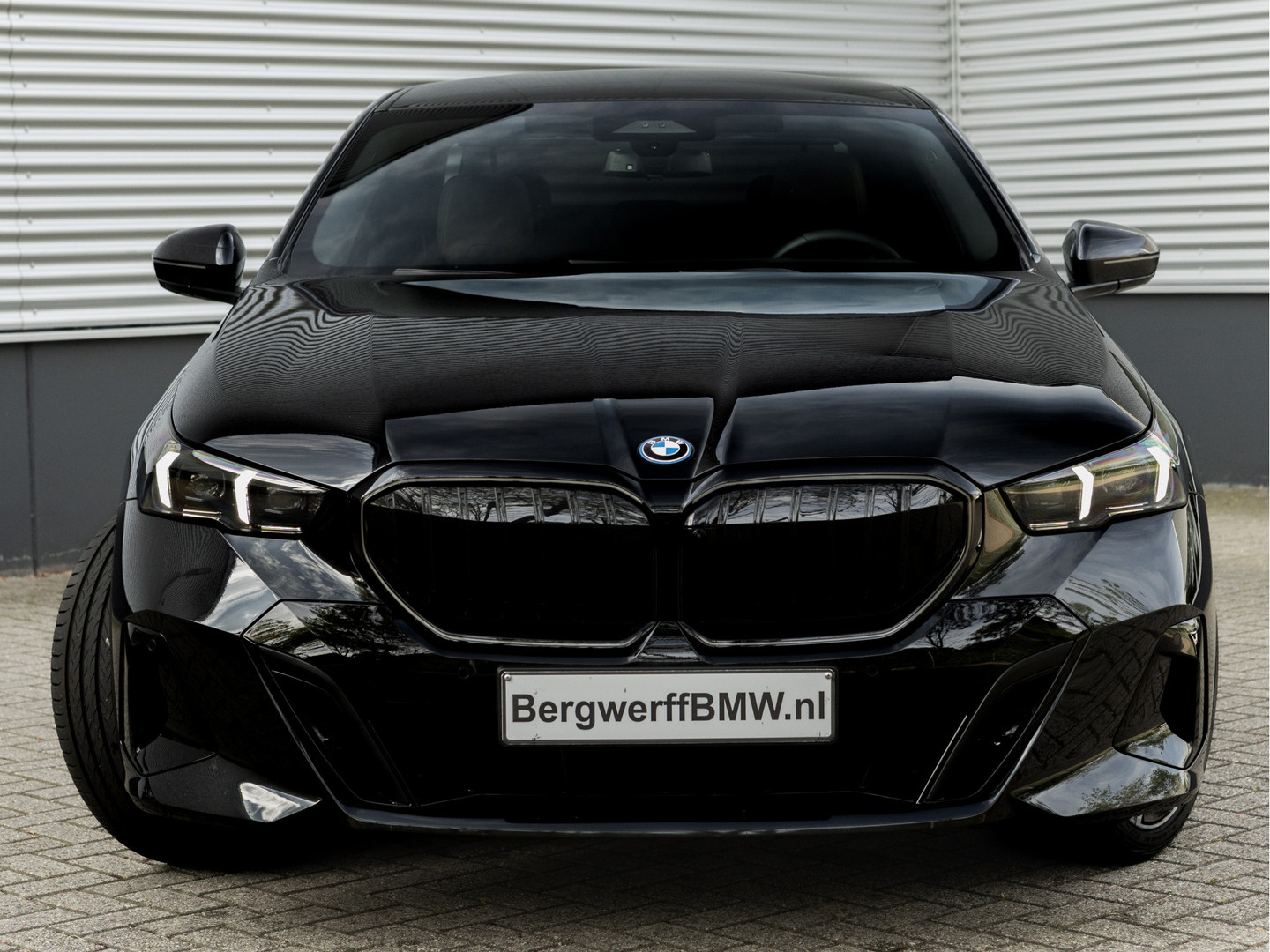 BMW BMW