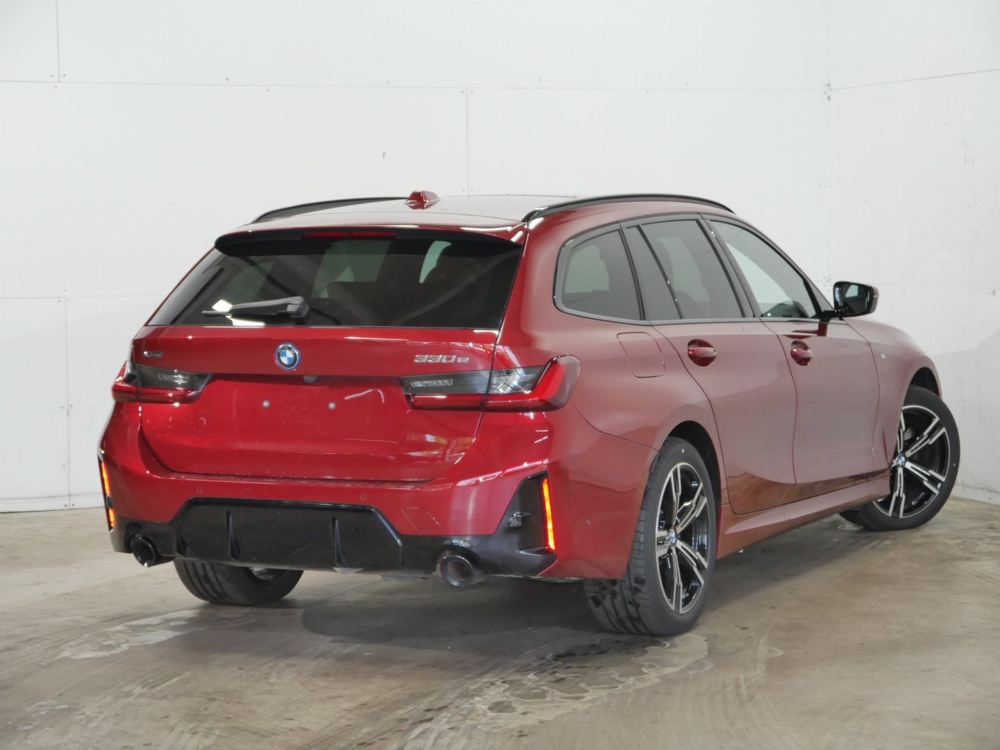 BMW BMW