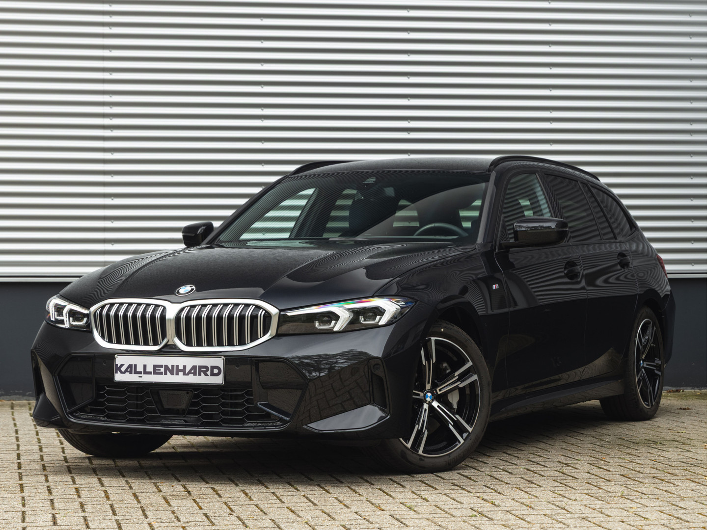 BMW BMW