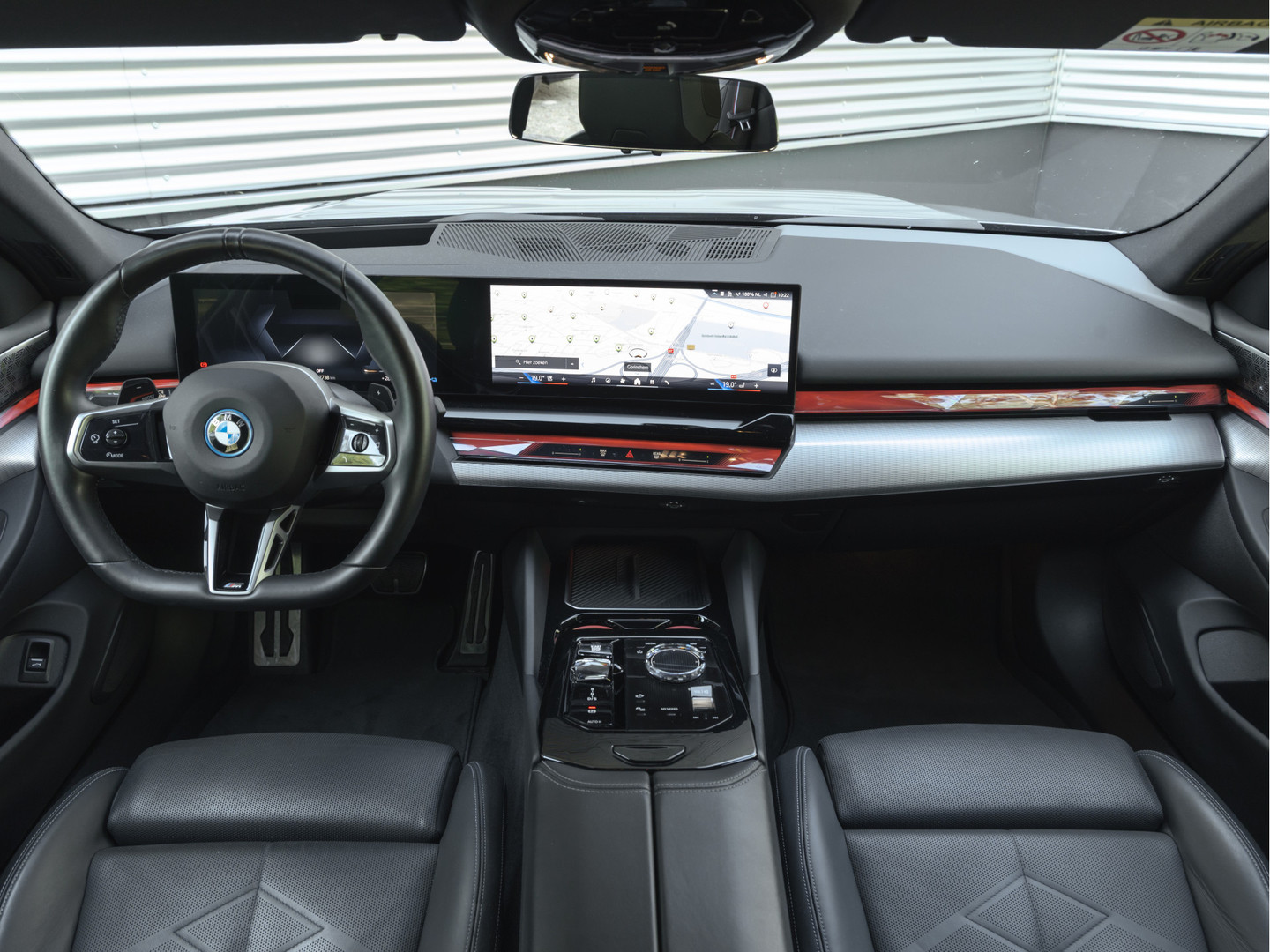 BMW BMW