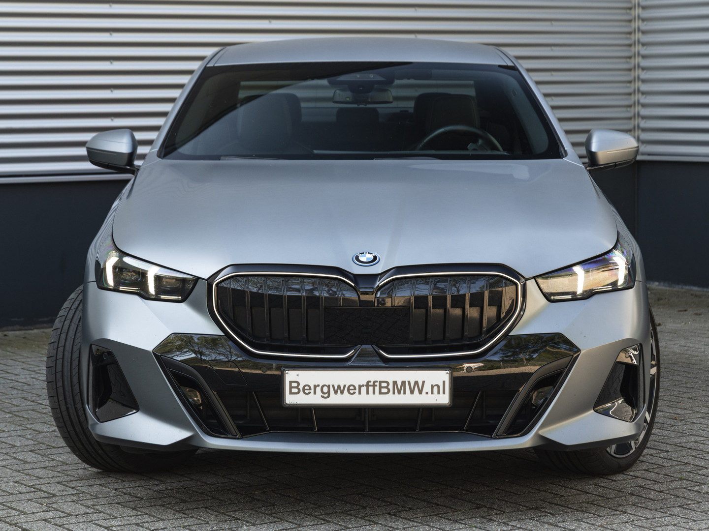 BMW BMW