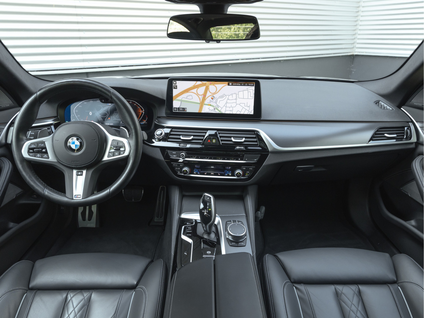 BMW BMW