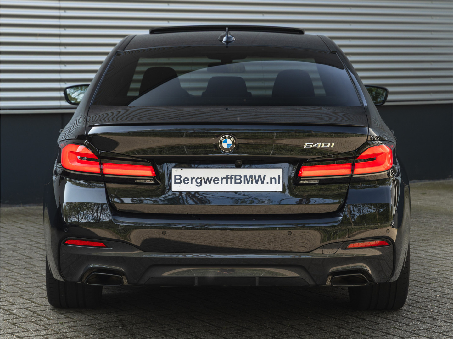 BMW BMW