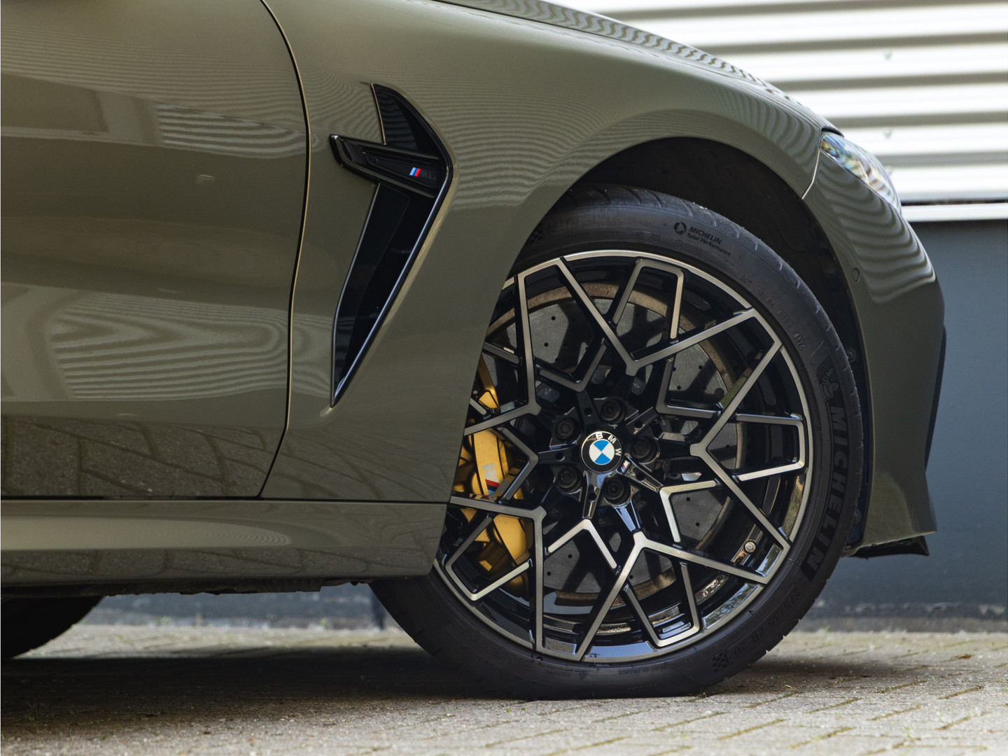 BMW BMW