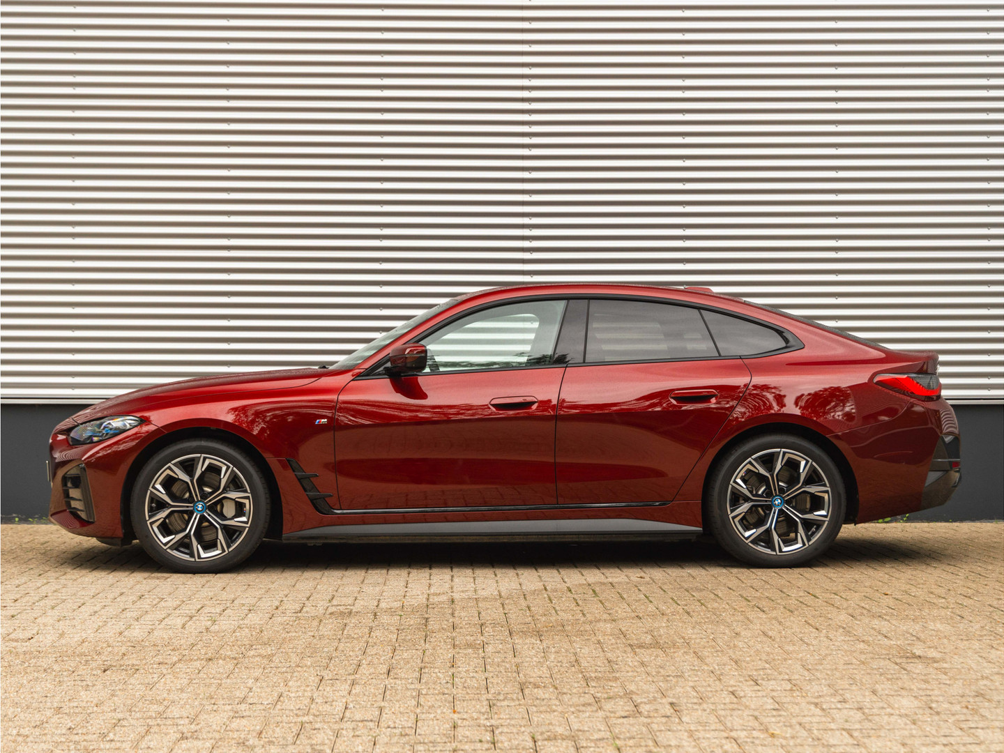 BMW BMW