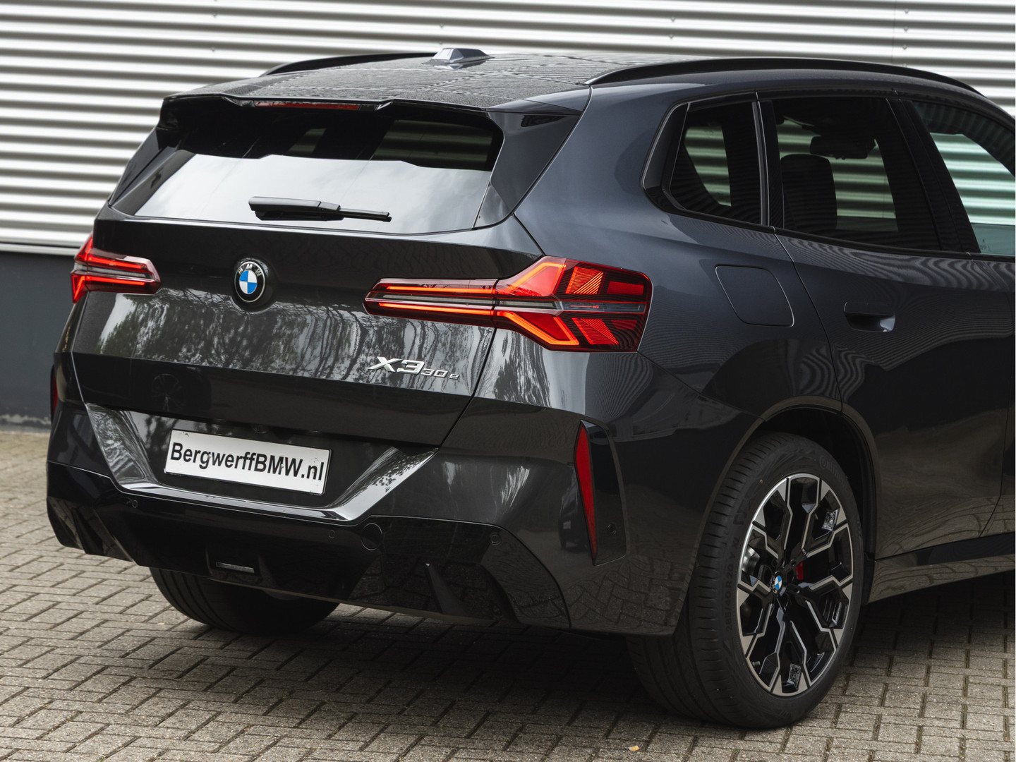 BMW