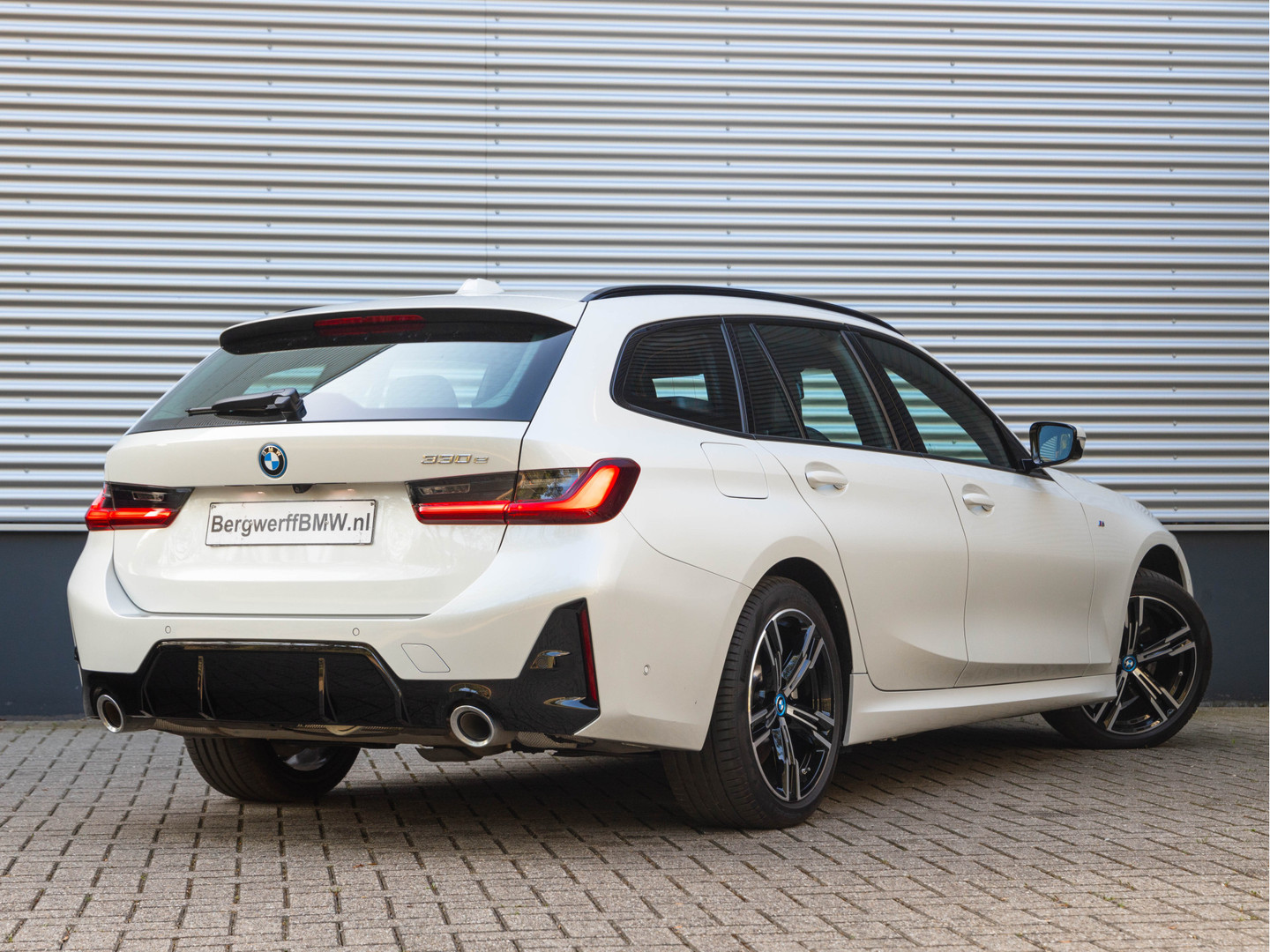 BMW BMW