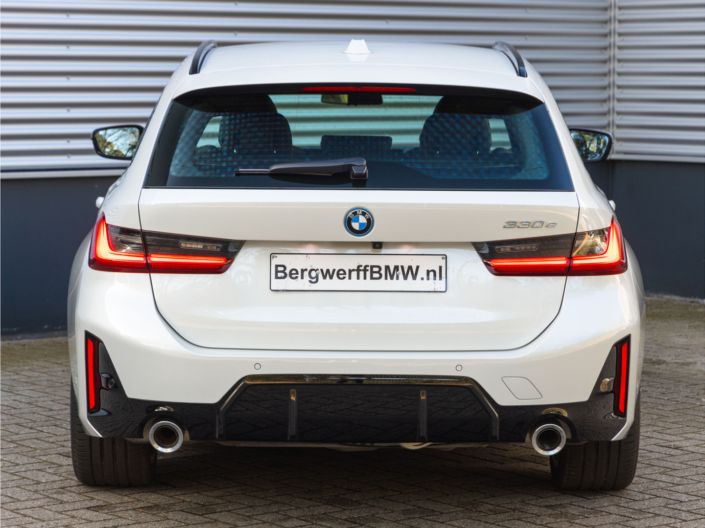 BMW BMW