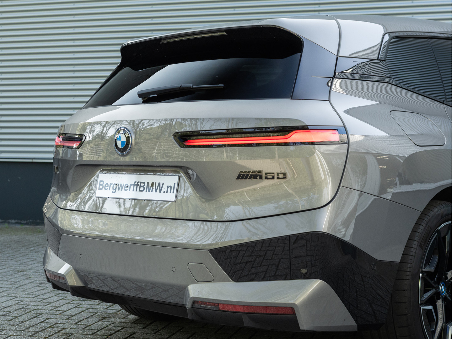 BMW BMW