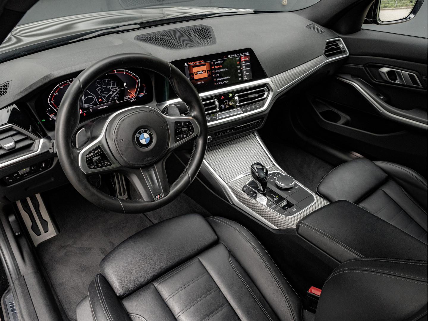 BMW BMW