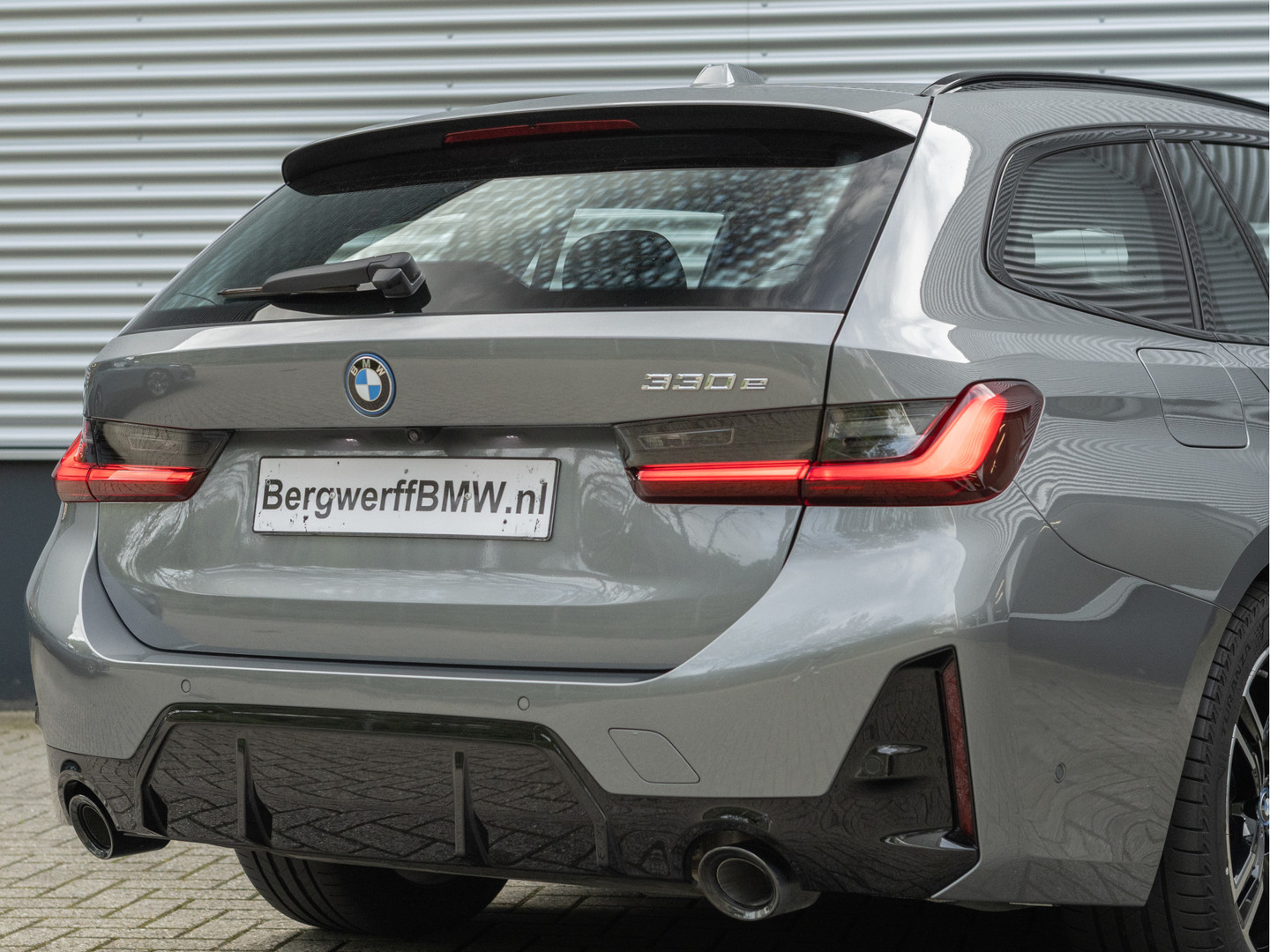 BMW BMW