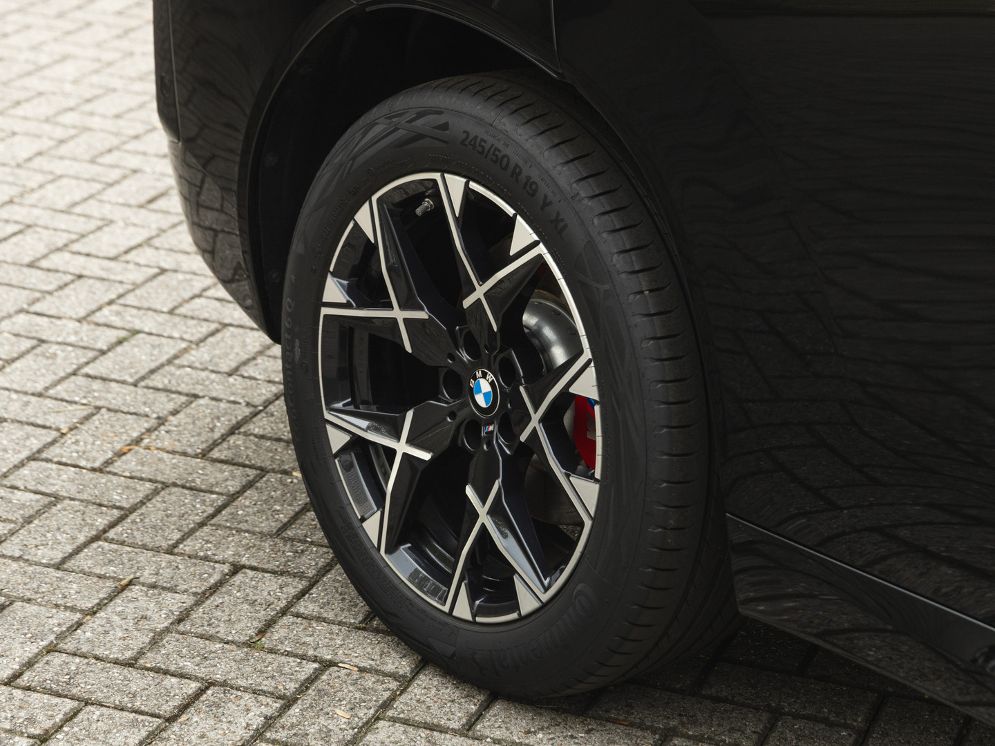 BMW BMW