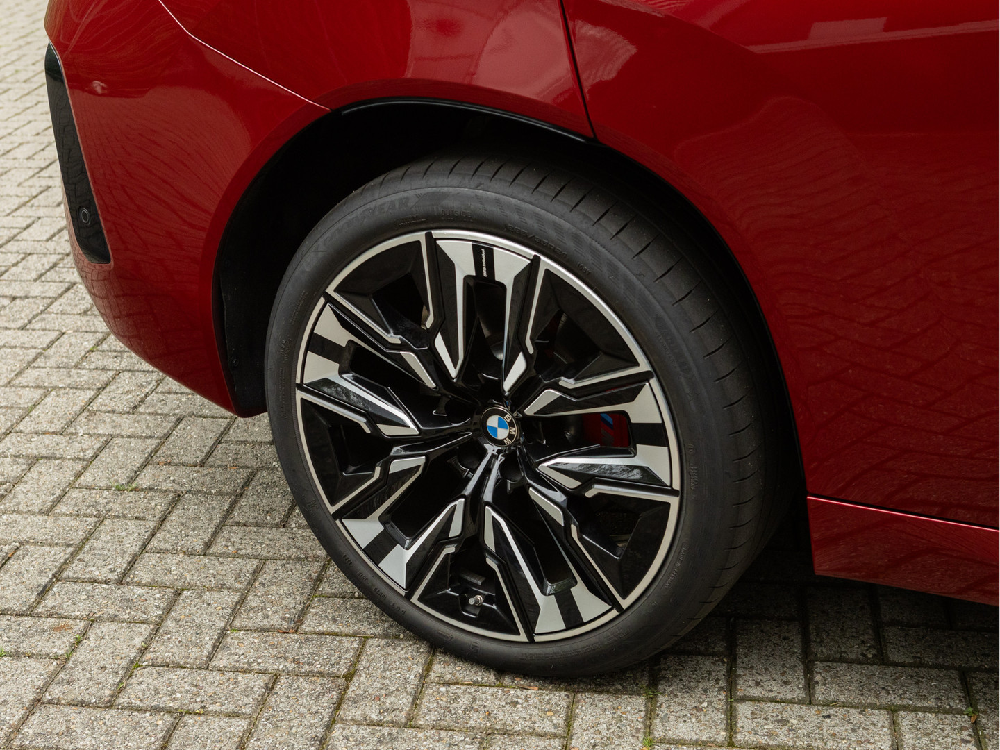 BMW BMW