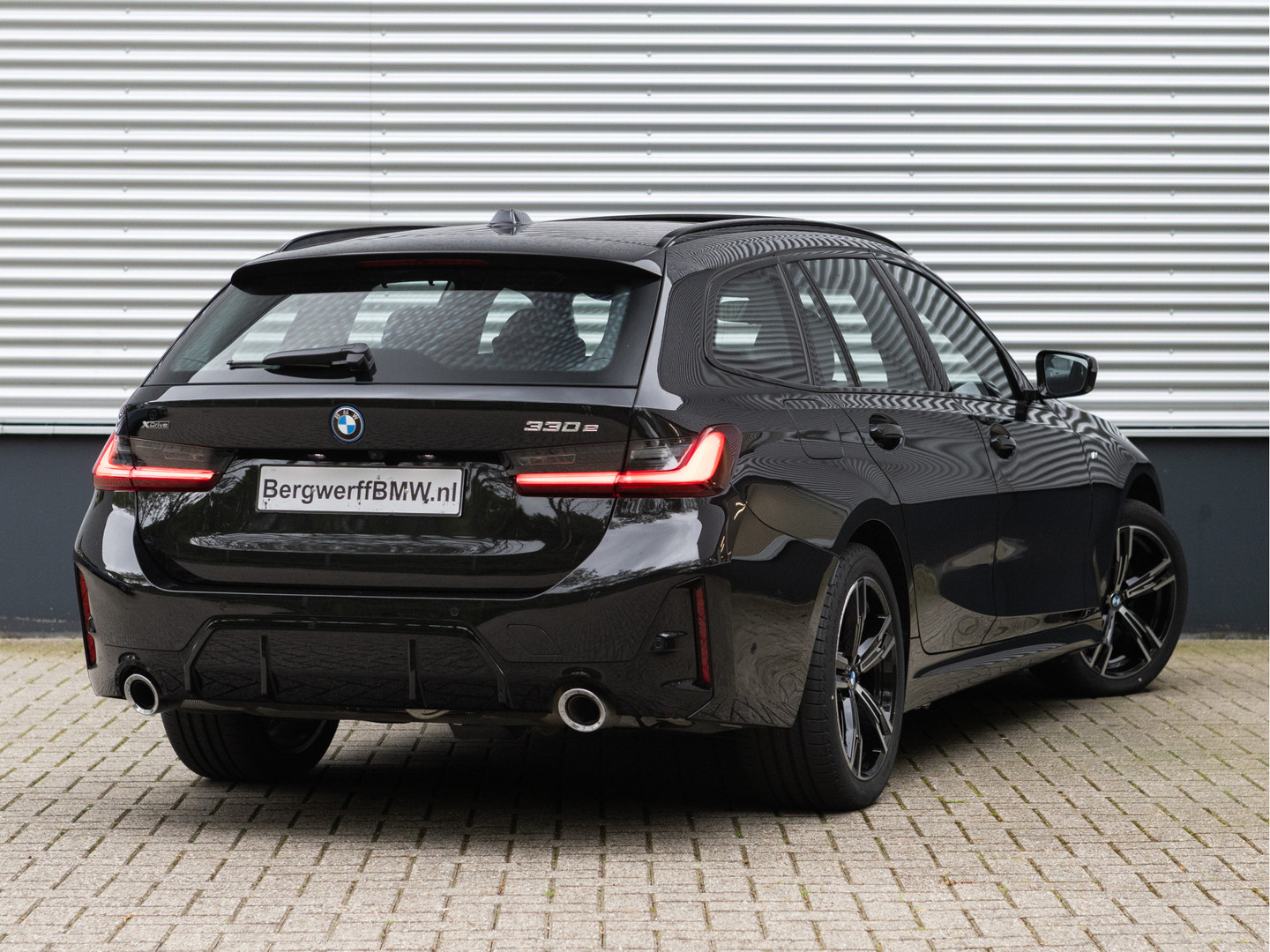 BMW BMW